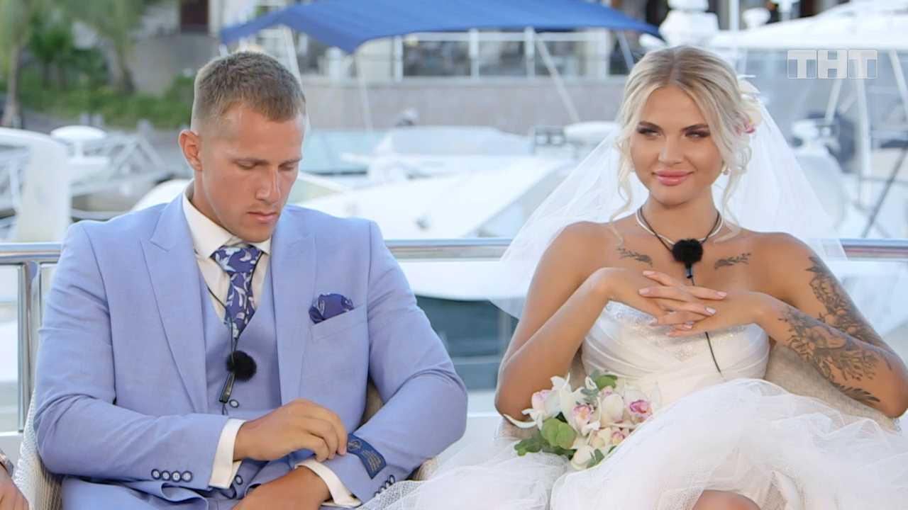Светлана бондарчук, оксана ожельская и другие звездные гости на показе alena akhmadullina