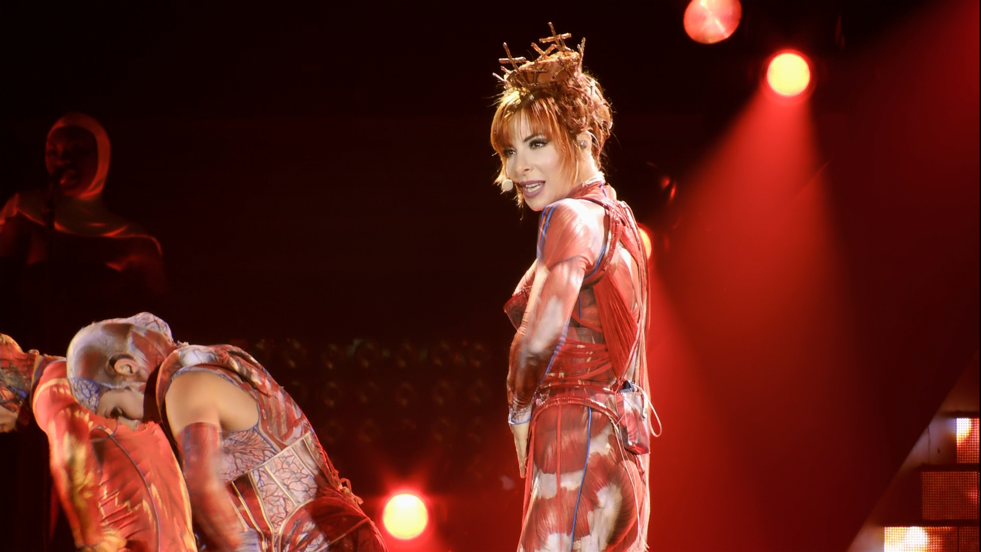 Концерт фармер. Mylene Farmer 2009 концерт. Mylene Farmer Stade de France 2009. Милен фармер концерт Stade de France. Милен фармер концерт 2009.