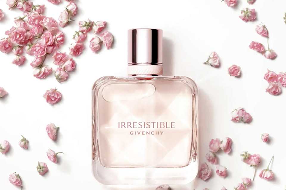 Givenchy irresistible toilette. Irresistible живанши Eau de Toilette. Givenchy irresistible Fraiche. Irresistible Eau de Toilette Fraiche. Givenchy irresistible Eau Fraiche.